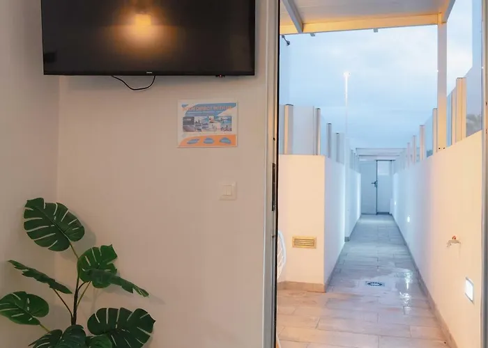 Modern With Wifi And Ac Apartamento