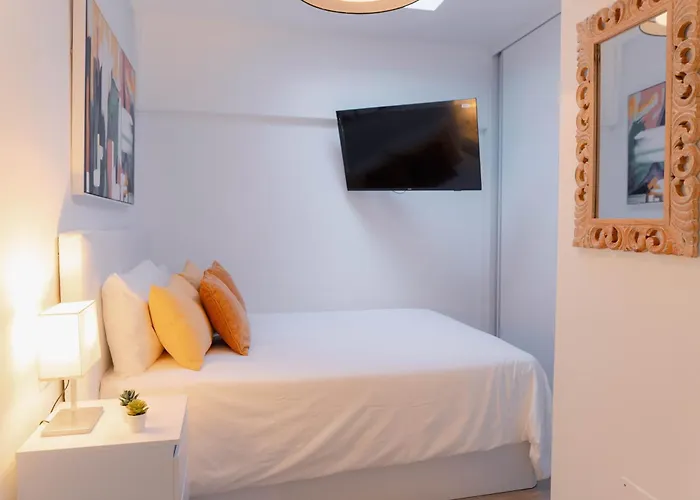 Modern With Wifi And Ac 아파트